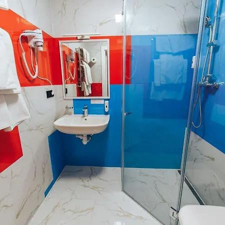 Ξενοδοχείο με διαμερίσματα Cities Gallery 3*