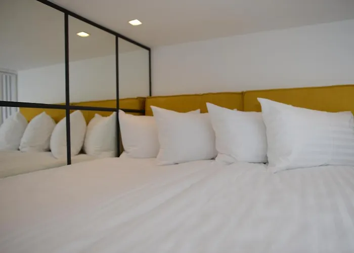 Cities Gallery Aparthotel Lviv