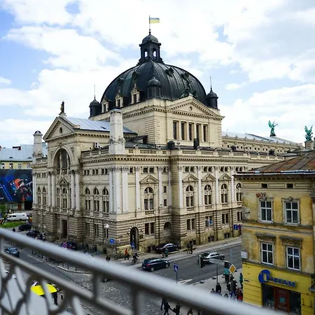 Cities Gallery Aparthotel Lviv